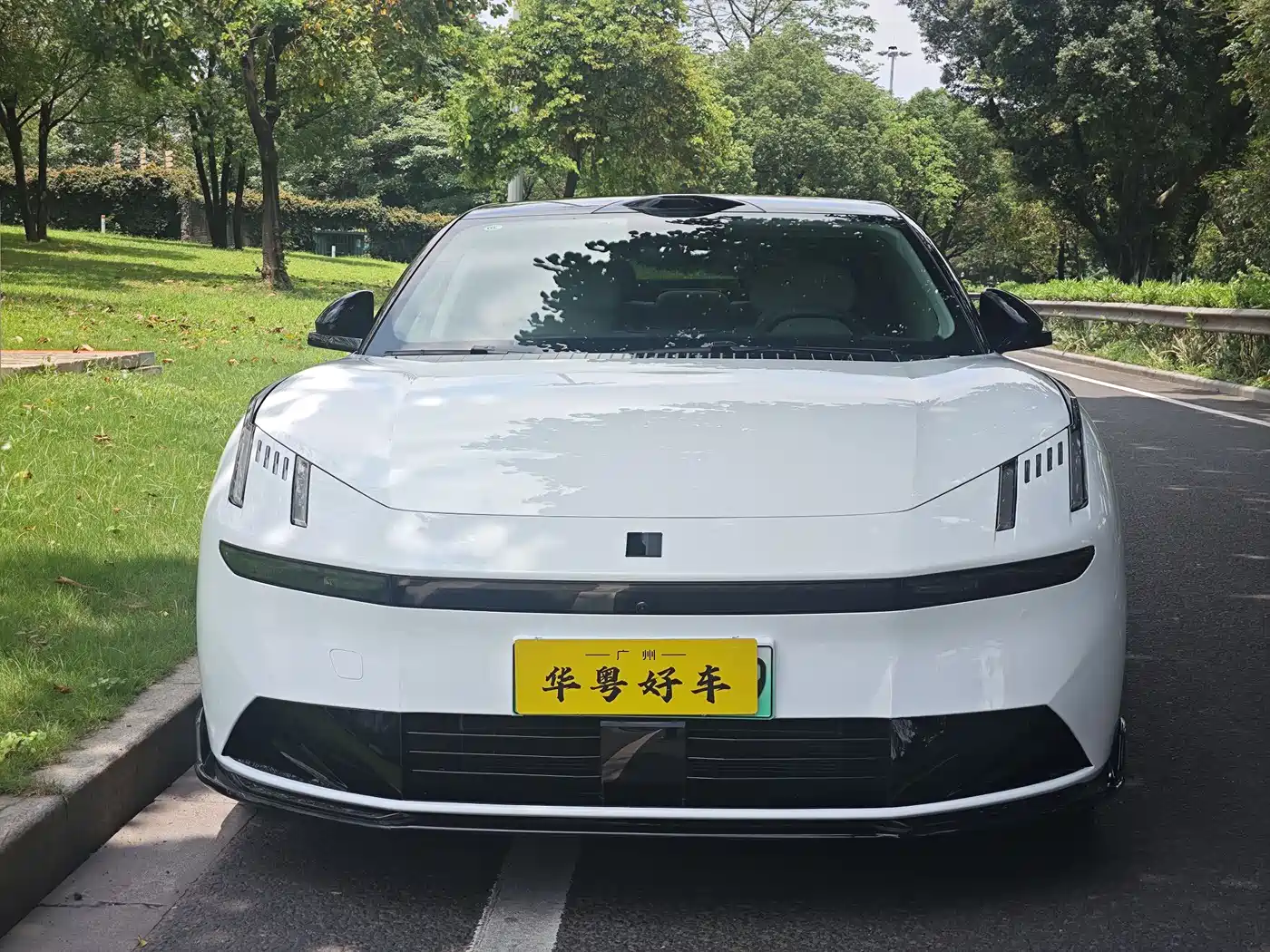 Lynk & Co 10 EM-P 2025 Model 120km Base Version фото 2
