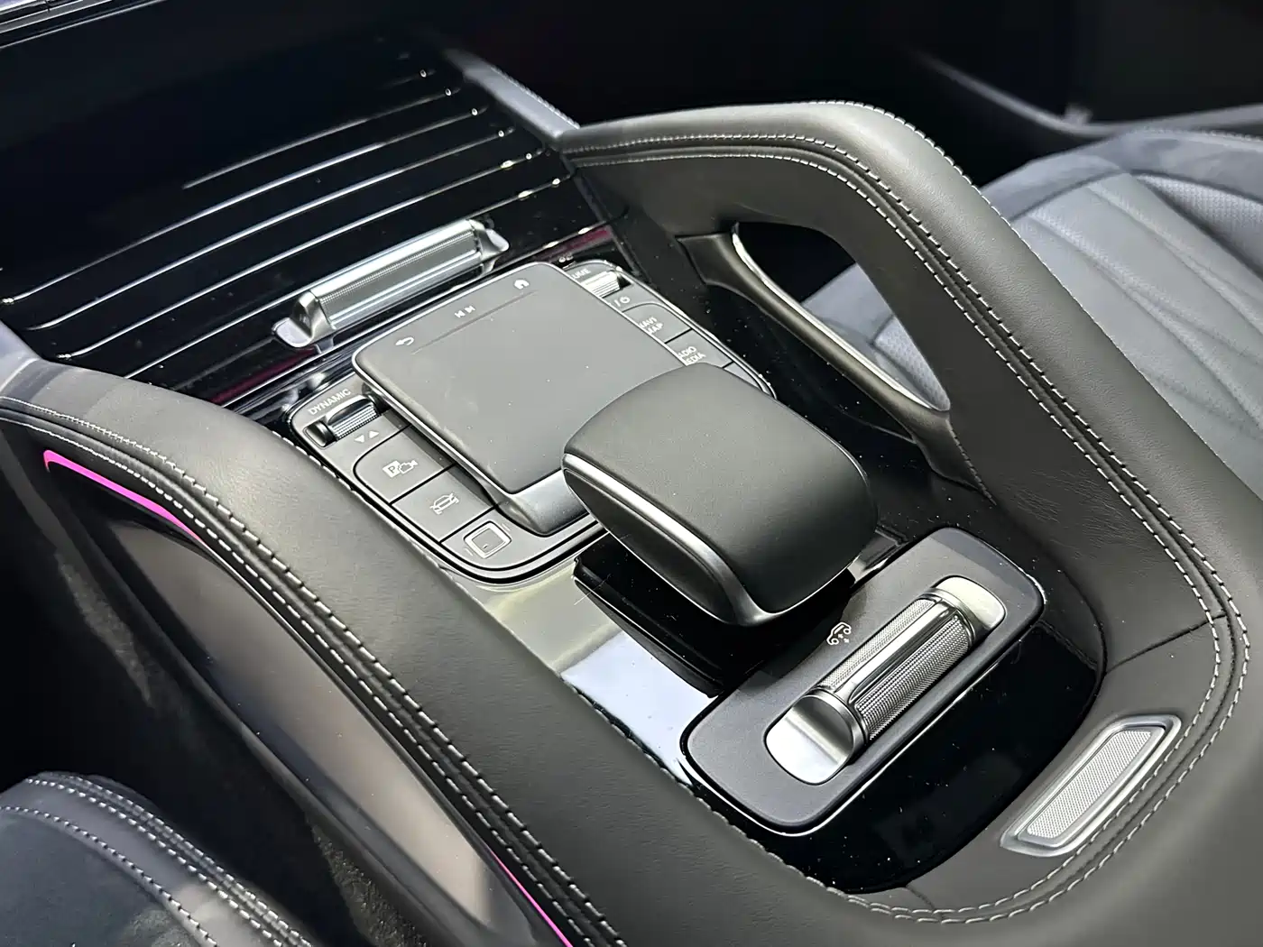 MERCEDES-BENZ GLS AMG