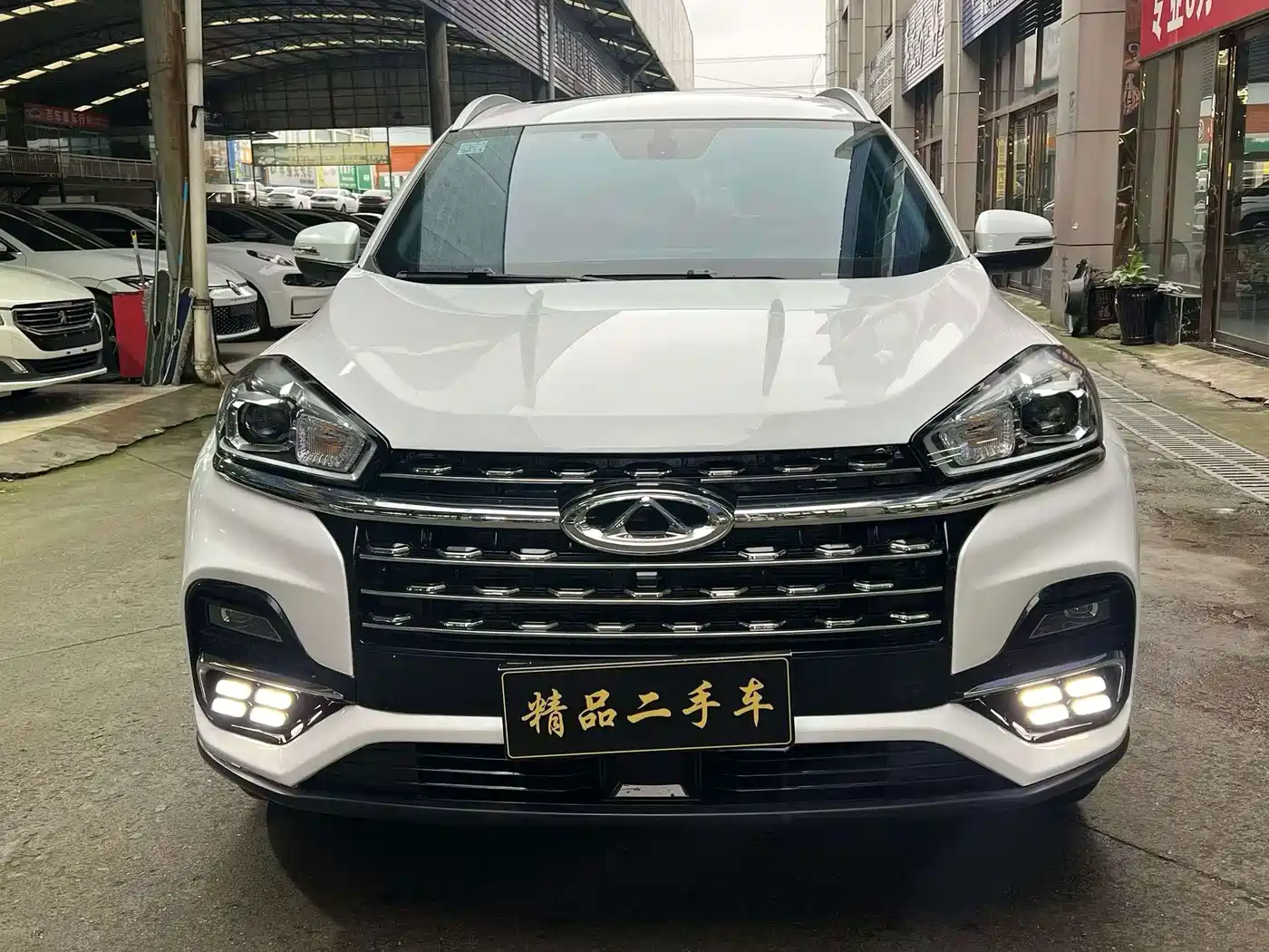 Фото 2 - Chery Tiggo 8