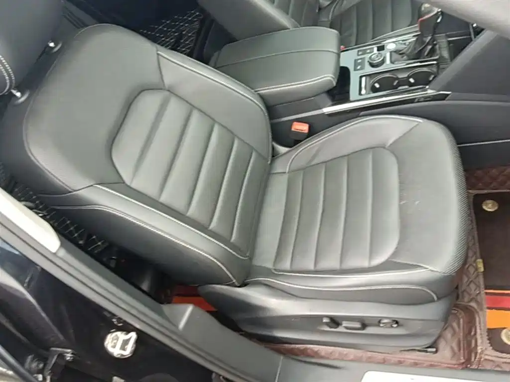Volkswagen Teramont 2019 380TSI 4WD Luxury China V фото 25