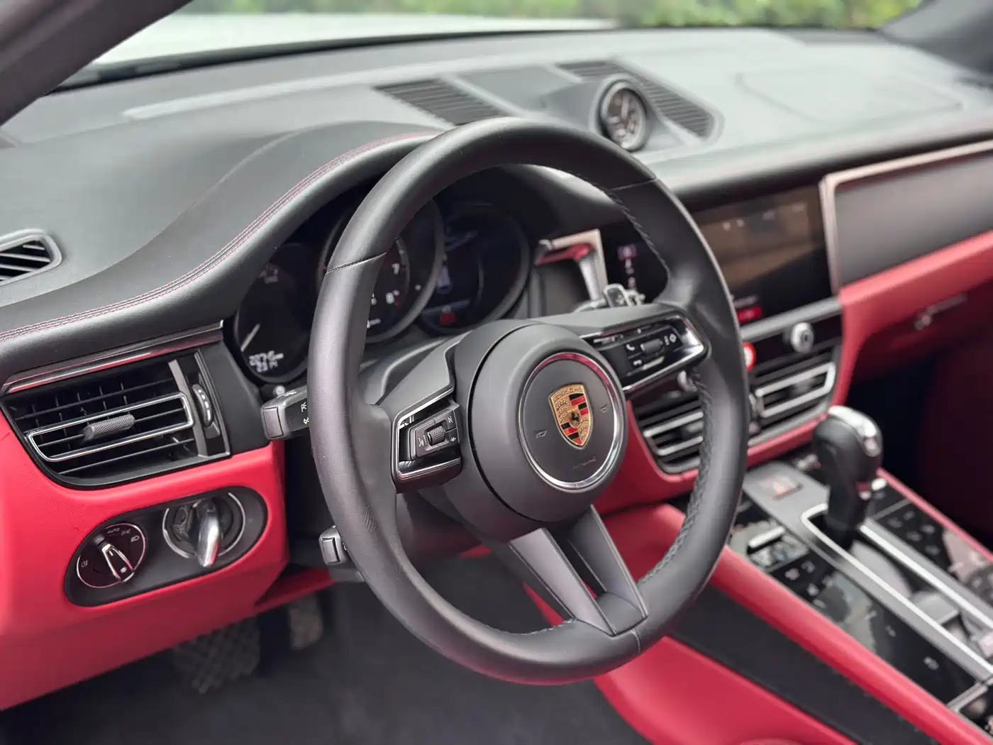 Porsche Macan 2024 Macan 2.0T фото 11