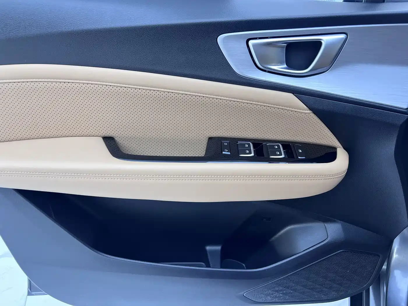 Wuling Motors Wuling Jiachen 2023 2022 1.5T CVT Exclusive Flagship Model