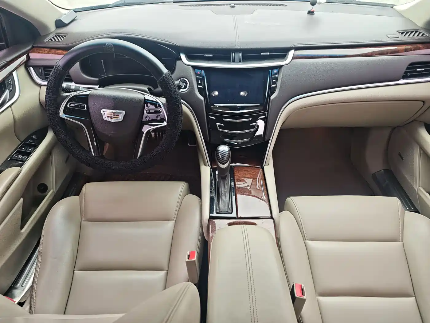 Photo 12 - Cadillac XTS