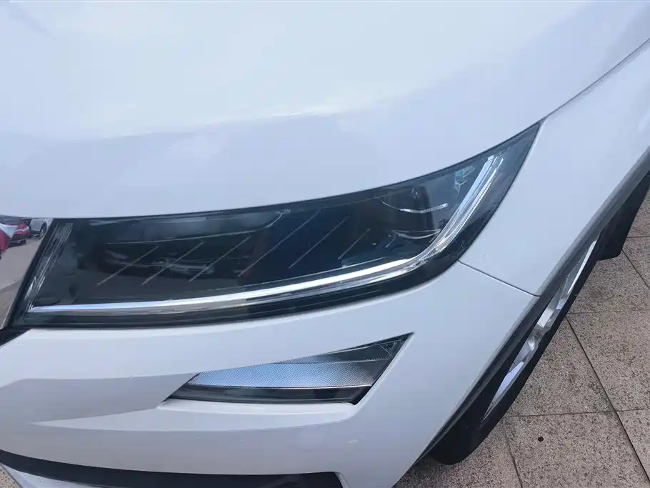Škoda Kodiaq 2018 Facelift TSI330 5-seat 2WD Premium Luxury Edition фото 5