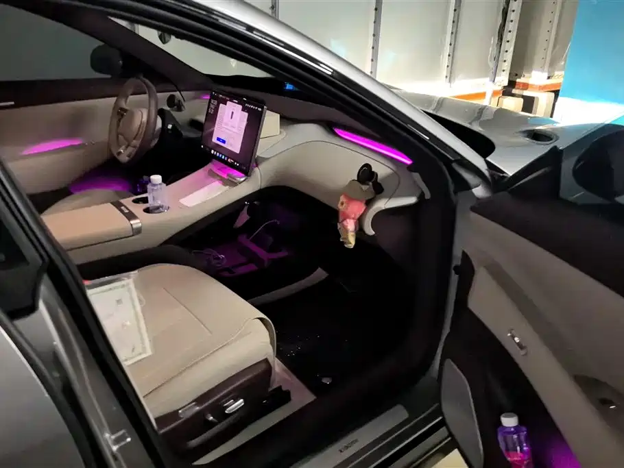 Xiaomi Auto Xiaomi YU7 2025 Extended Range RWD Edition фото 8