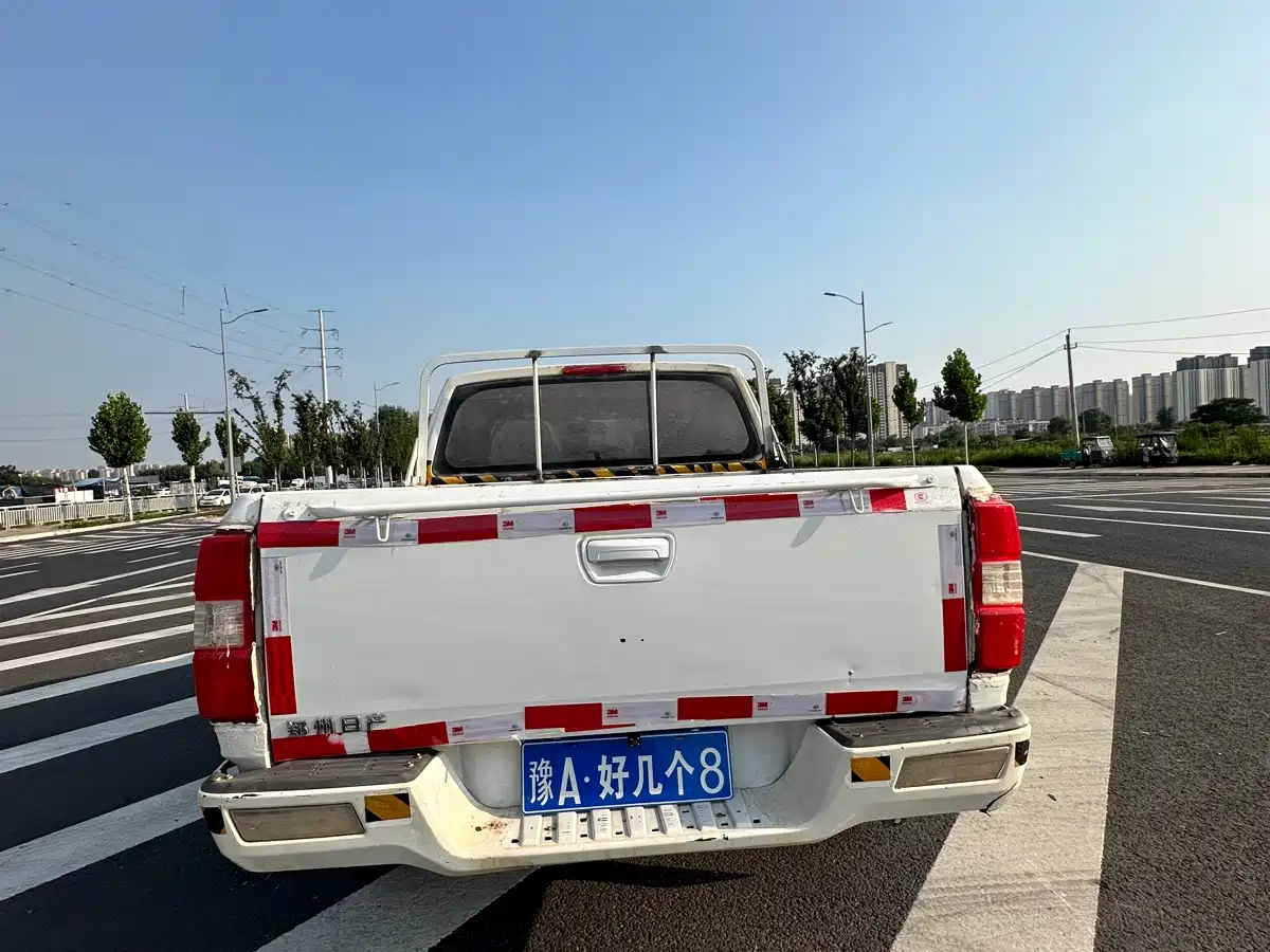 Dongfeng Ruiqi 2017 2017 2.5T Diesel 2WD Luxury ZD25T5
