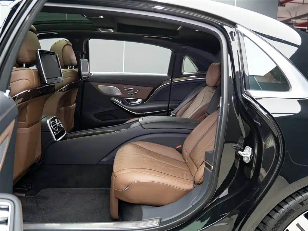 Mercedes-Benz Maybach S-Class 2017 S 500 4MATIC фото 9