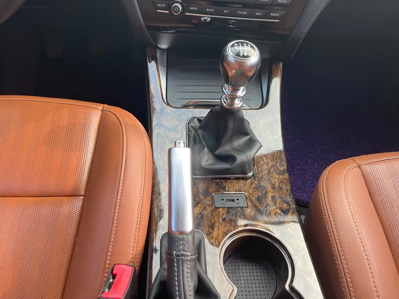 Hanteng Auto Hanteng X7 2019 2018 Model X7S 1.5T Manual Luxury Edition