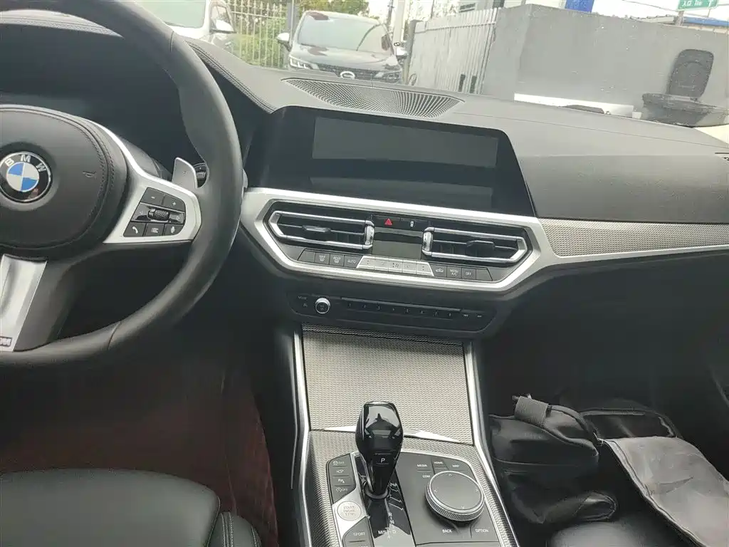 BMW 3 Series 2020 Facelift 325Li M Sport Night Edition фото 13