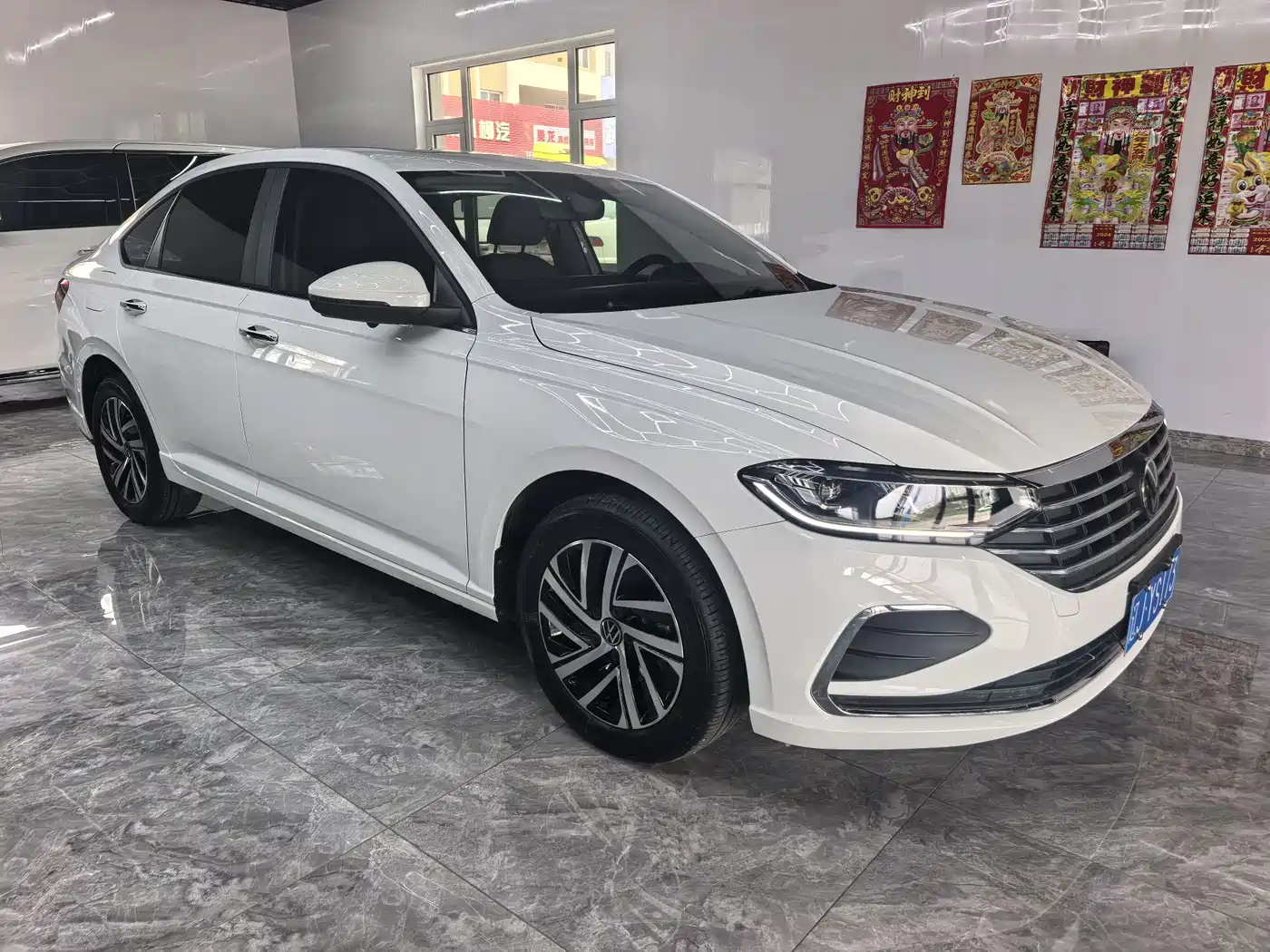 Volkswagen Lavida 2023 Facelift 1.5L Automatic 5 Million Edition фото 2