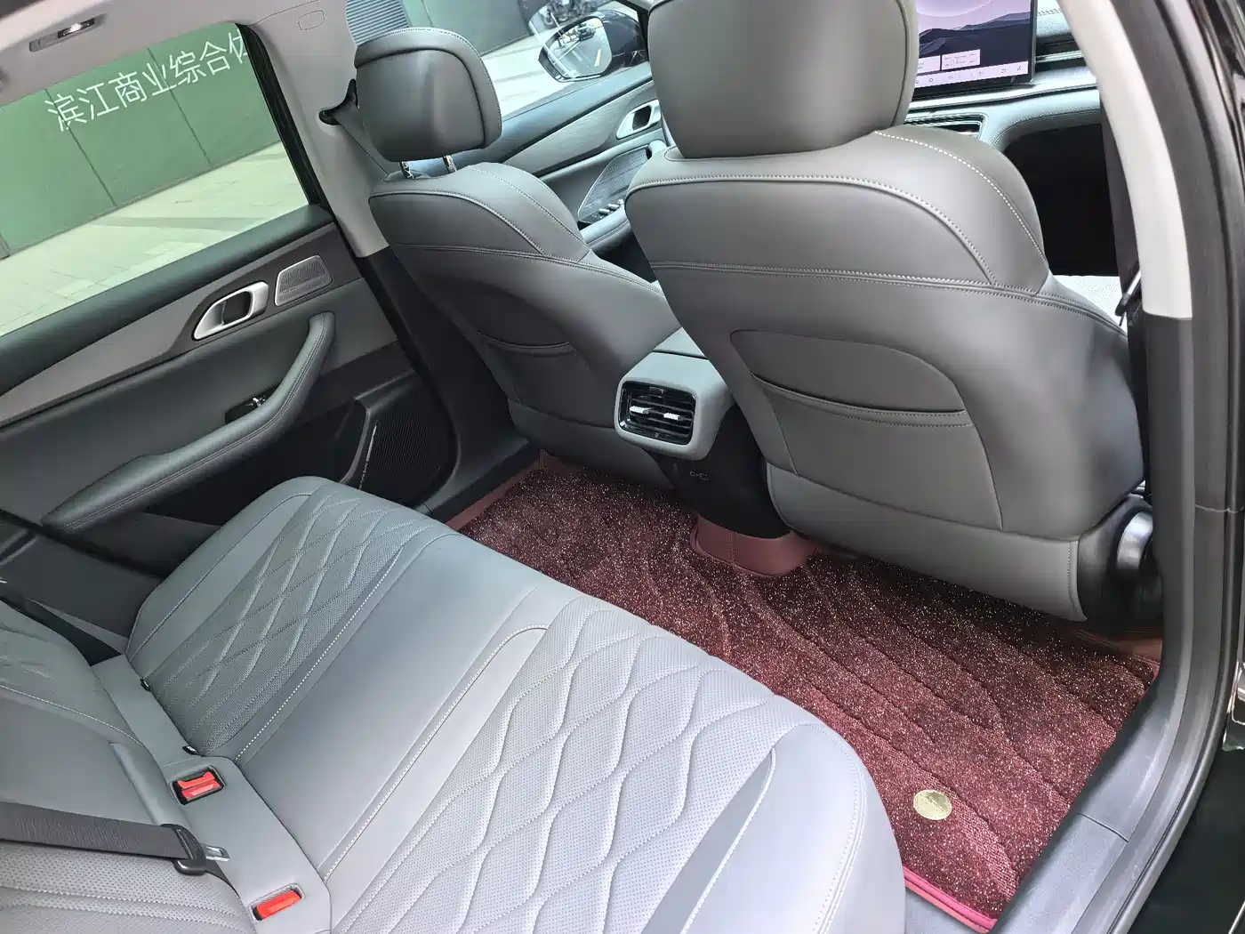 Geely Galaxy Galaxy A7 2025 EM-i 150km Premium Edition фото 11