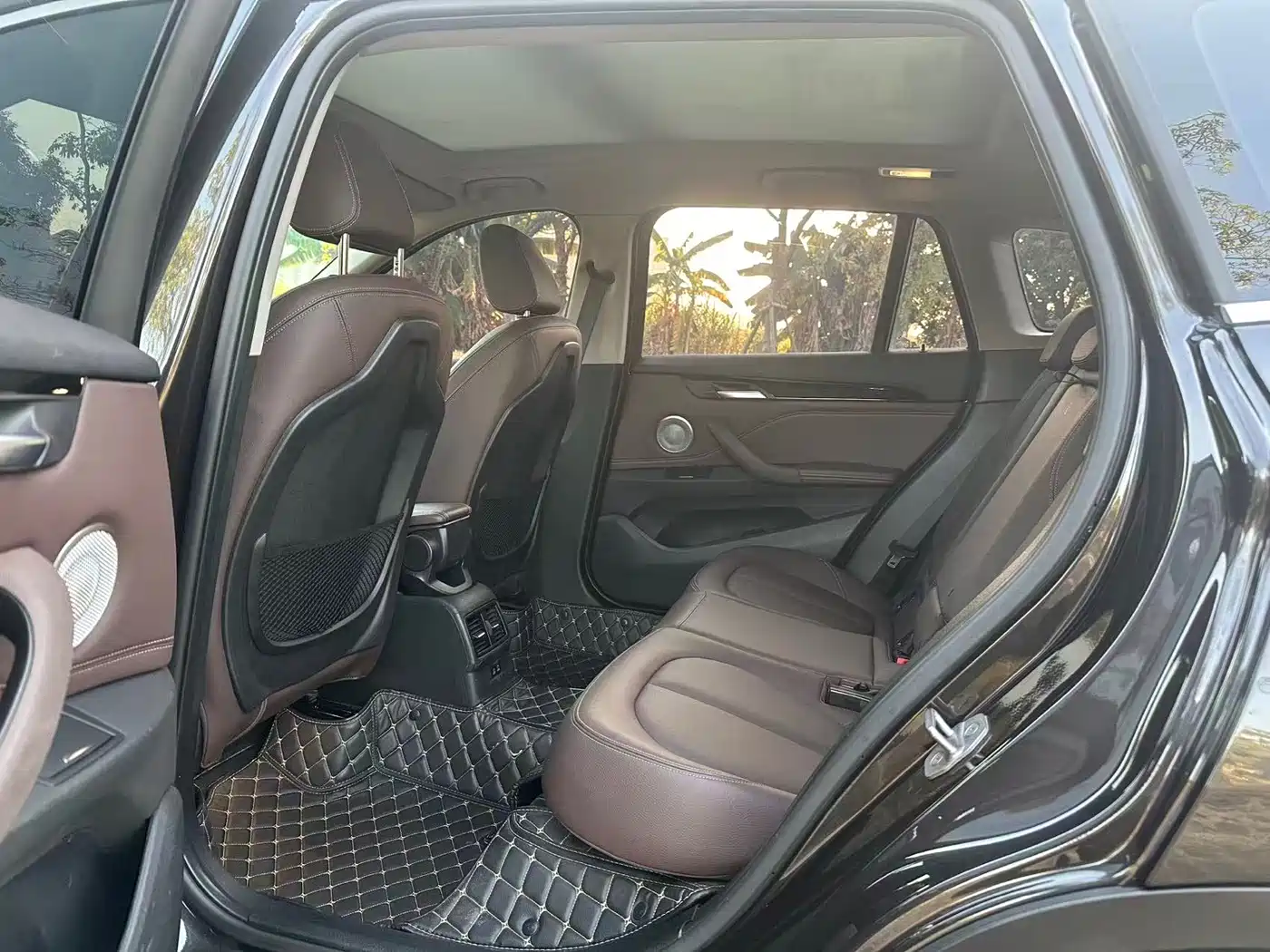 BMW X1 2022 sDrive25Li Leading фото 9