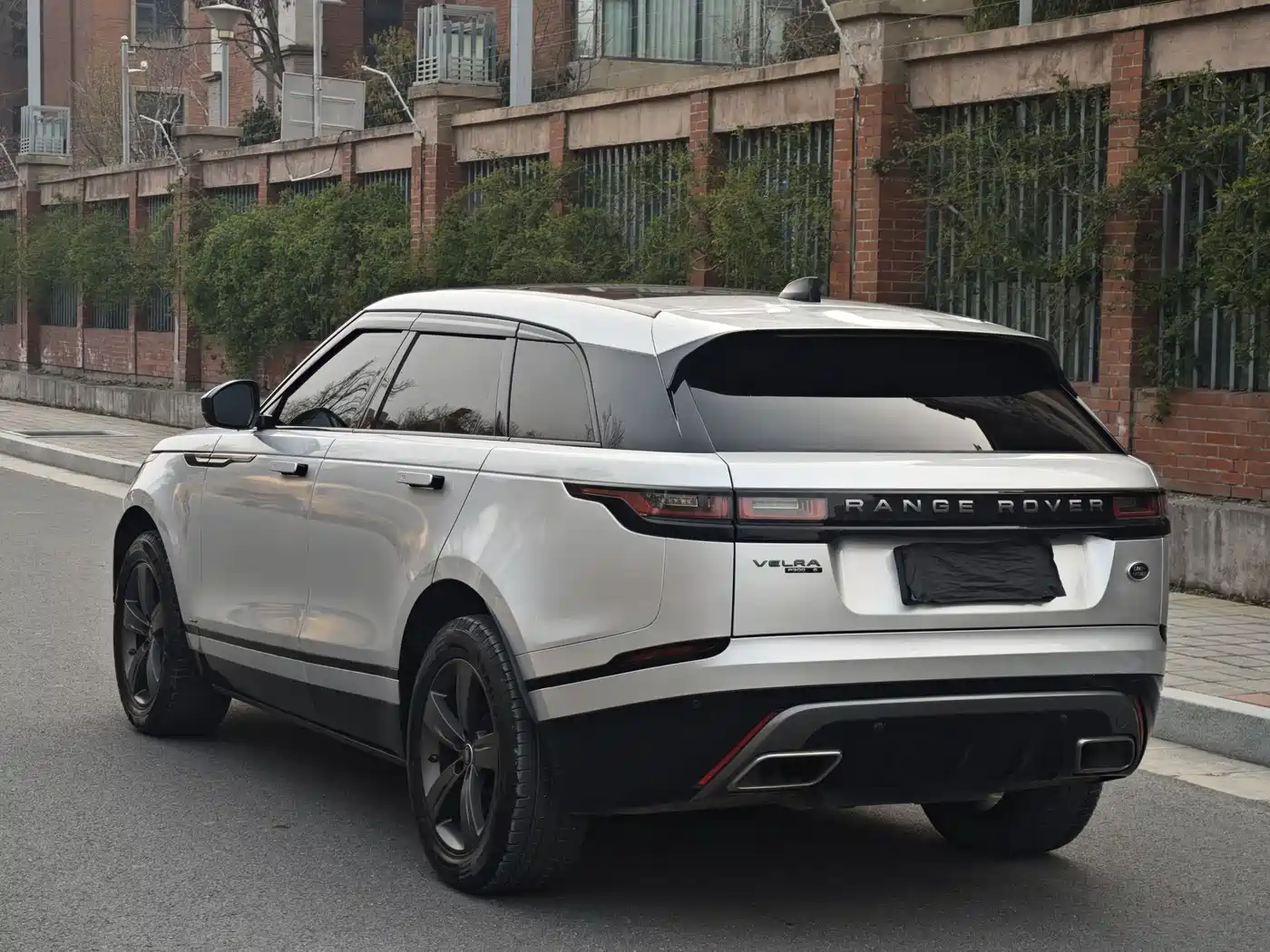 Land Rover Range Rover Velar 2018 P300 R-DYNAMIC S фото 10