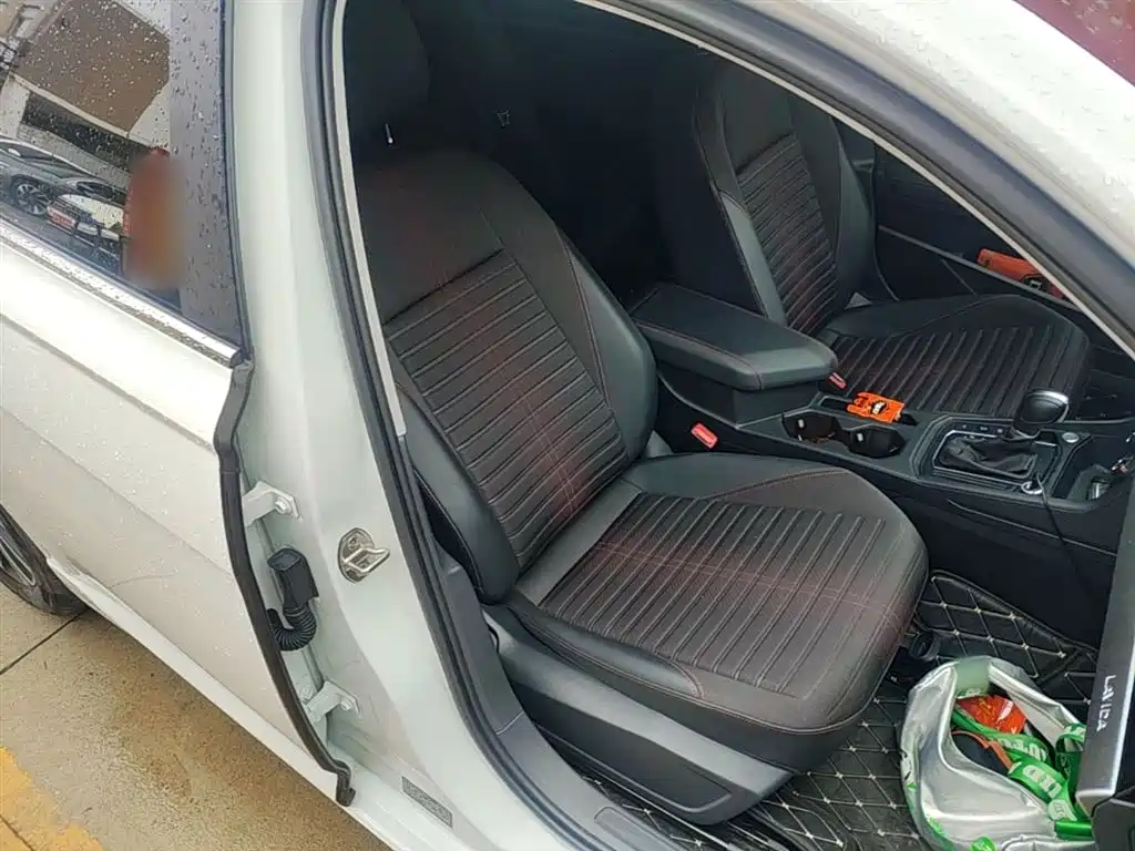 Volkswagen Lavida 2023 280TSI DSG Starlight Comfort Edition фото 25