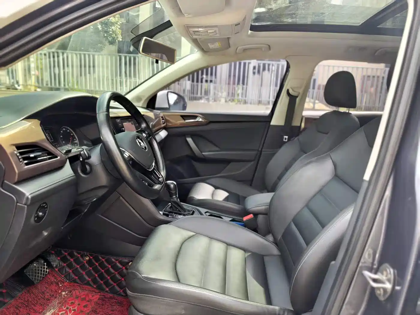 Volkswagen Tharu 2019 2019 330TSI AWD Luxury Edition China VI