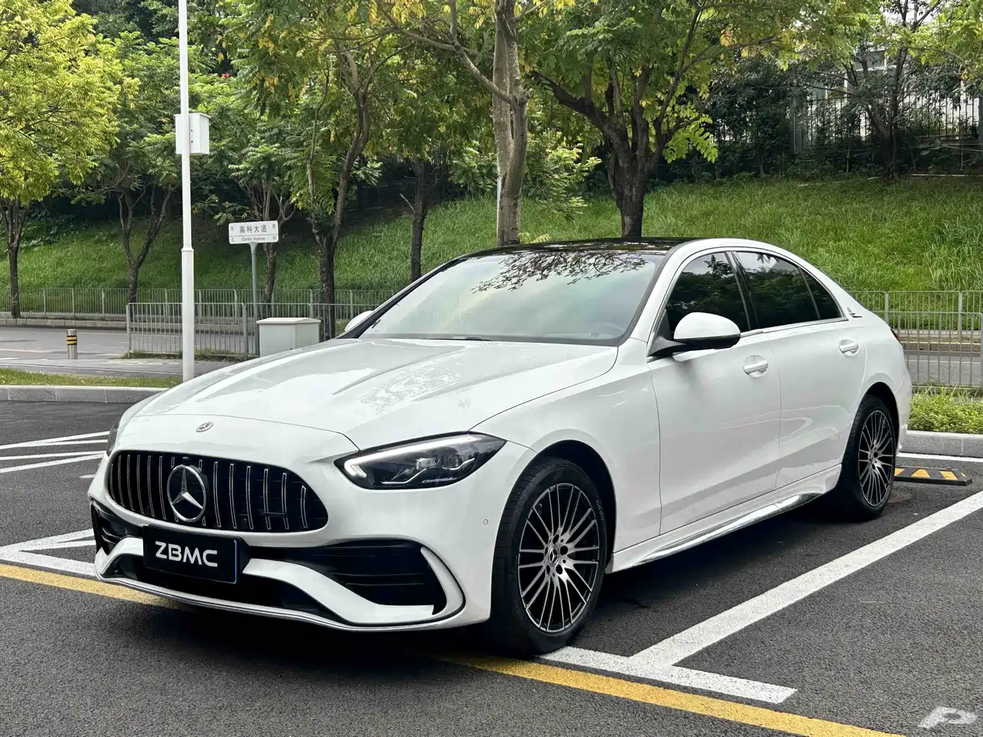 Mercedes-Benz C-Class 2023 C 200 L Sport фото 3
