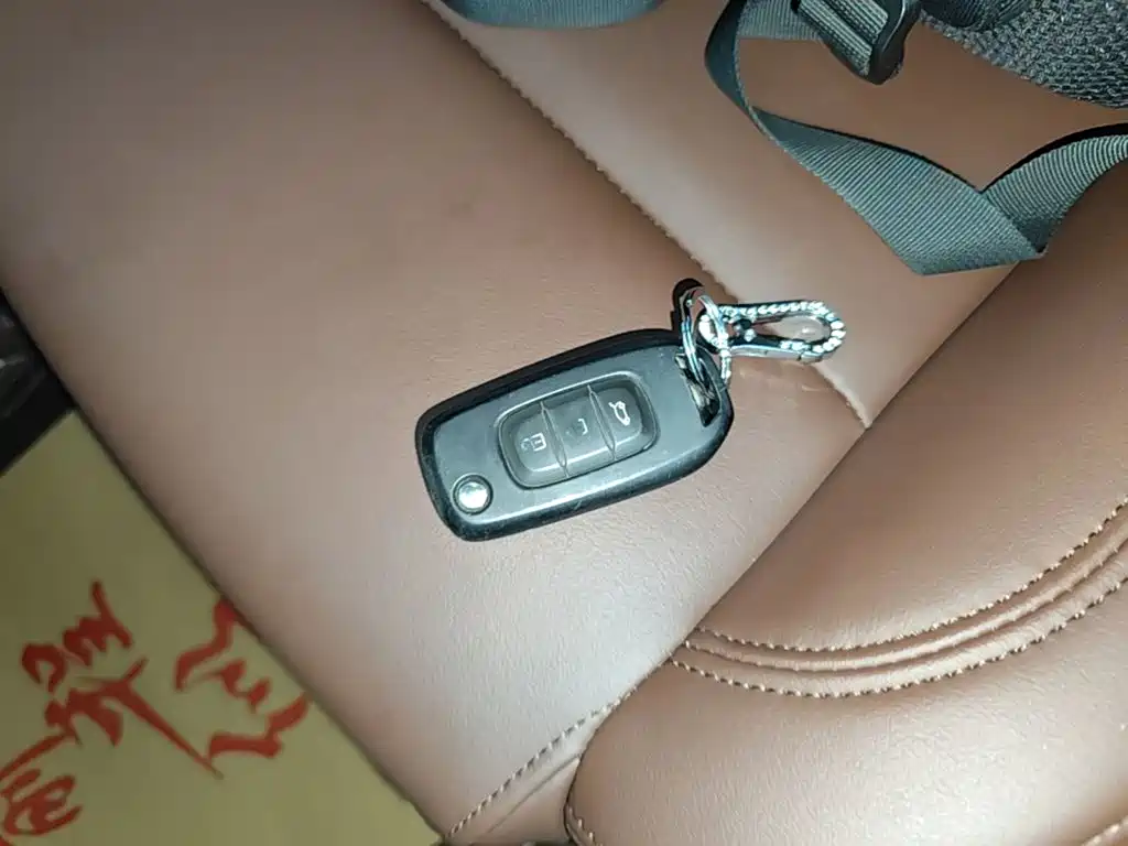 Renault Koleos 2019 2018 2.0L 2WD Comfort Edition