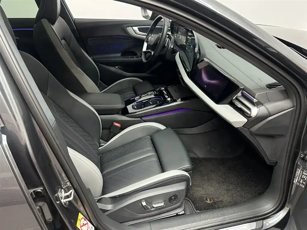 Audi A5L 2025 2025 2.0T Navigation Edition
