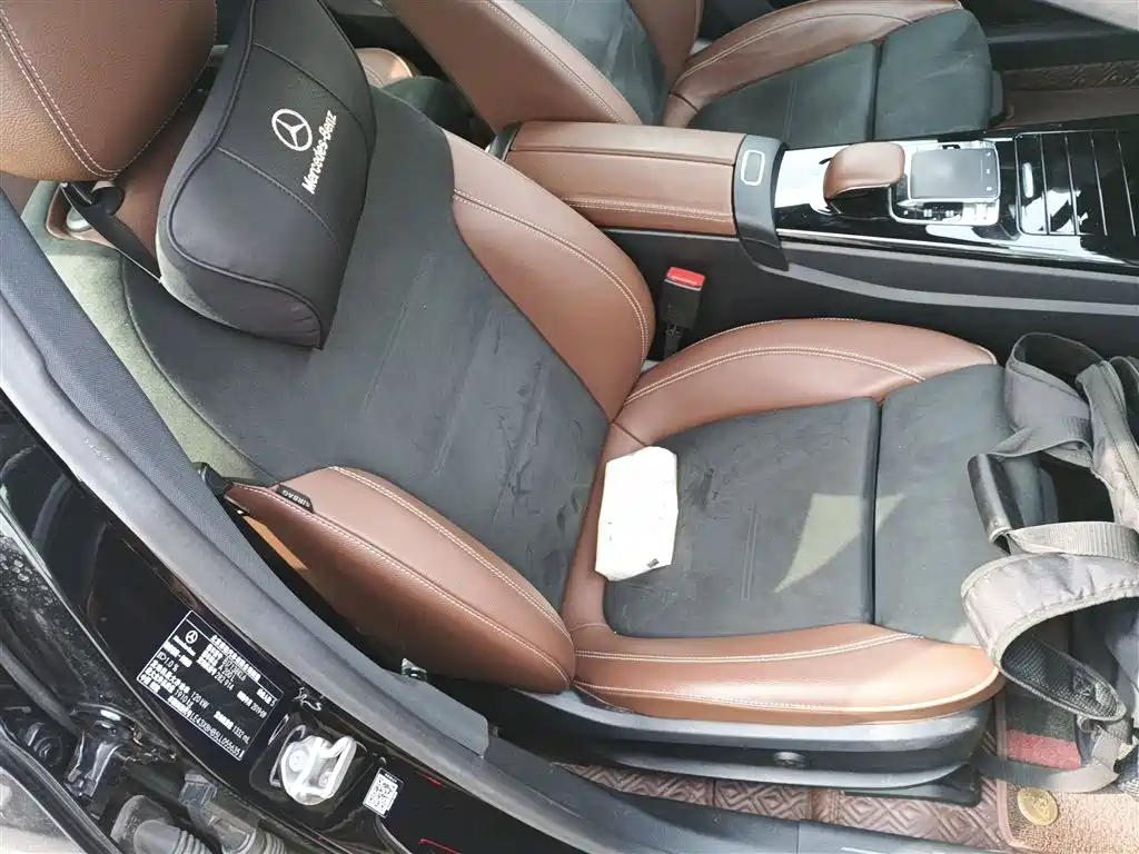 Mercedes-Benz A-Class 2019 Facelift A 200 L Sports Sedan фото 25