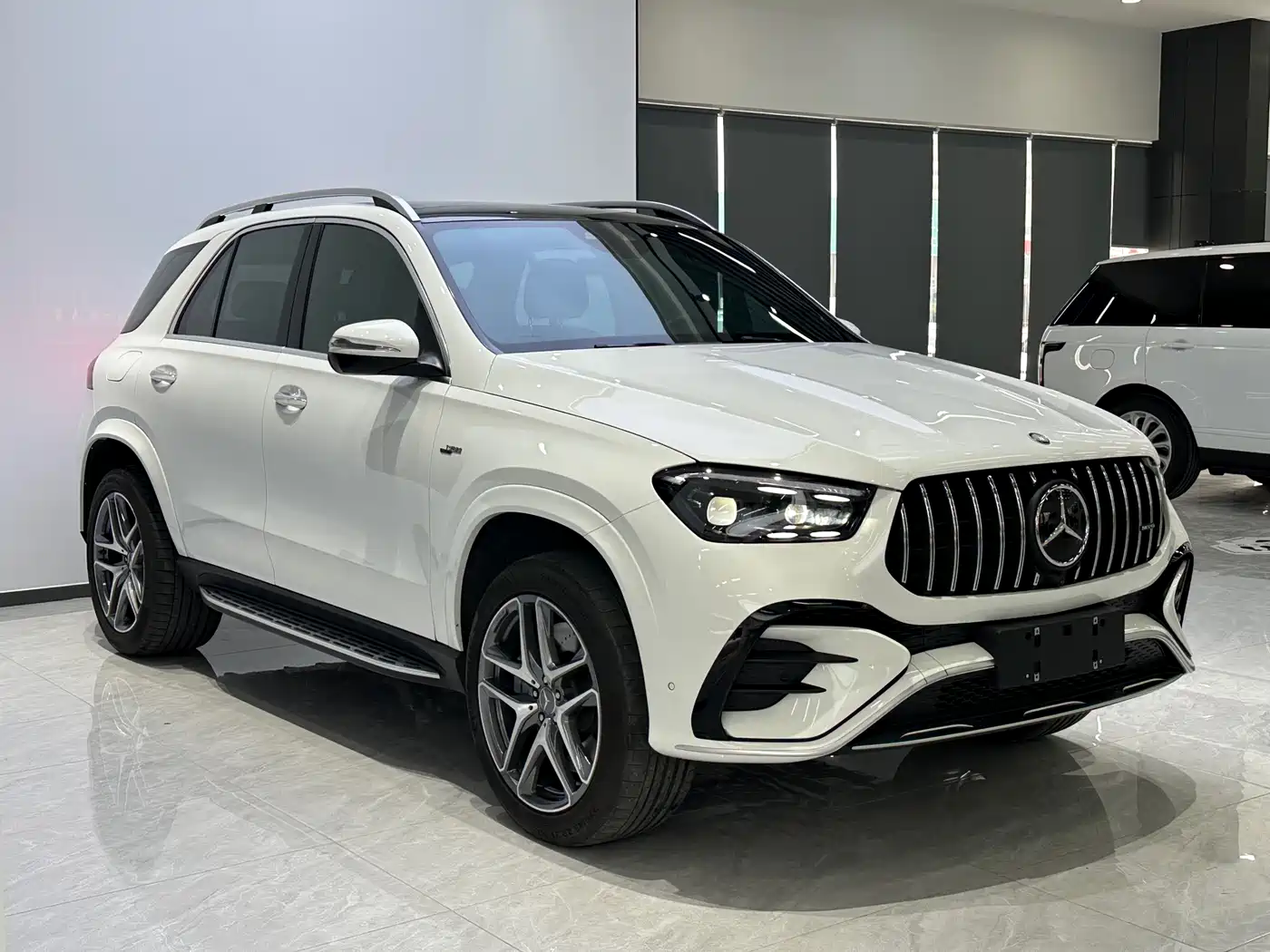 Mercedes-Benz GLE AMG 2024 AMG GLE 53 4MATIC+ фото 3