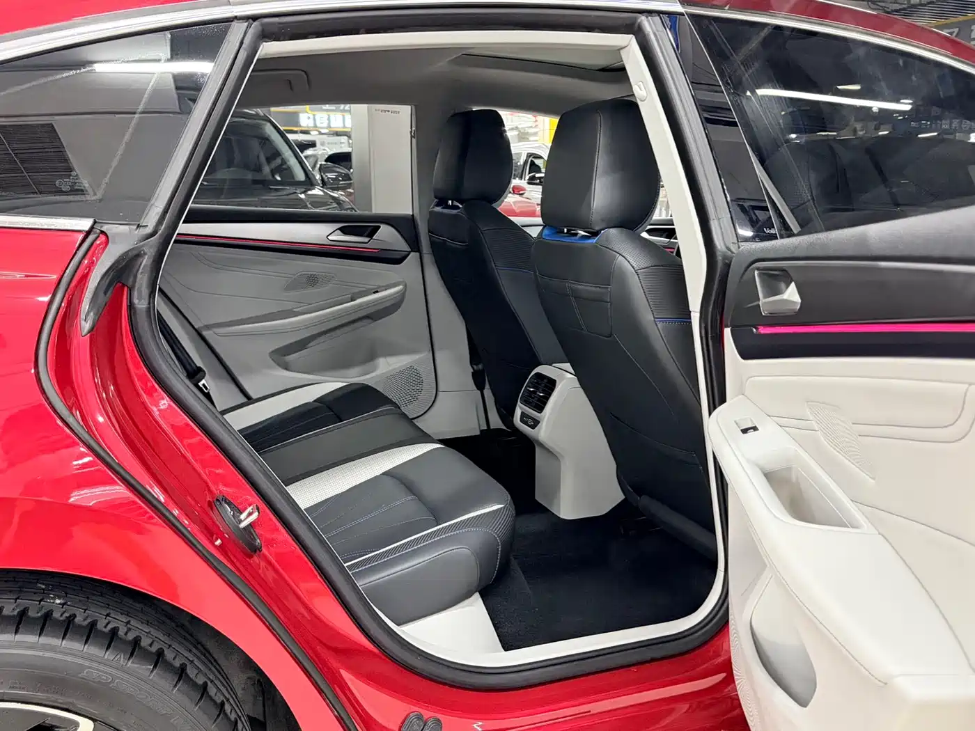 Volkswagen Lamando 2022 Lamando L 280TSI DSG Ultra Spicy Flagship фото 10