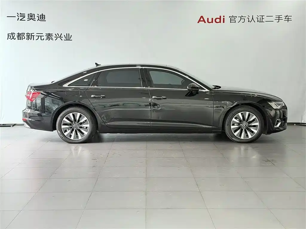 Audi A6L 2024 45 TFSI Premium Elegance фото 3