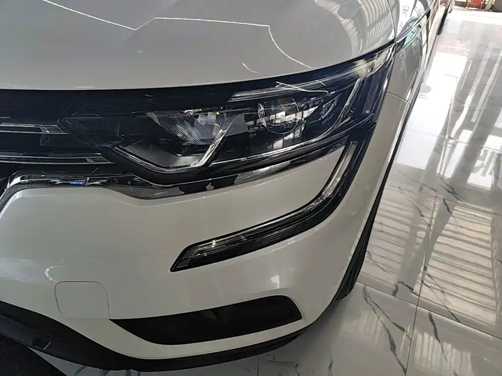 Renault Koleos 2019 2018 2.0L 2WD Comfort Edition