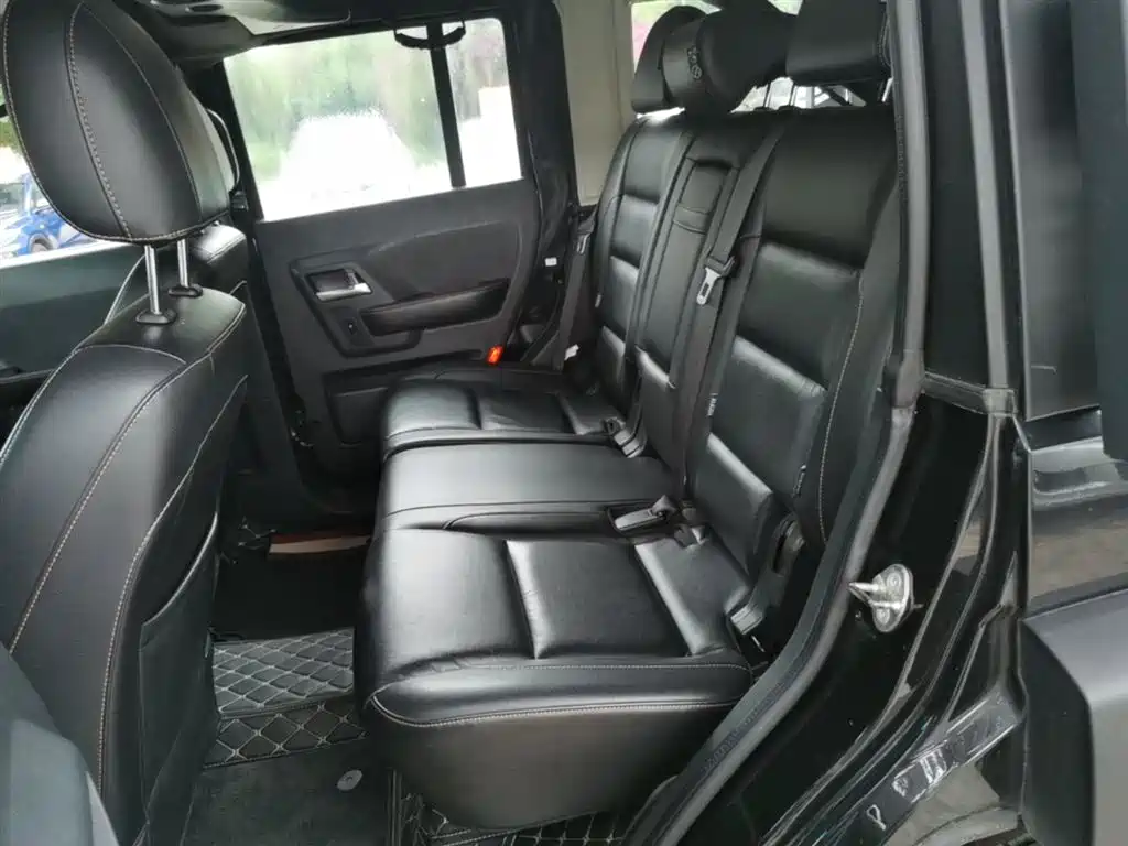 BAIC ORV Beijing Offroad BJ40 2016 Model 40L 2.3T Automatic 2WD Premium фото 17
