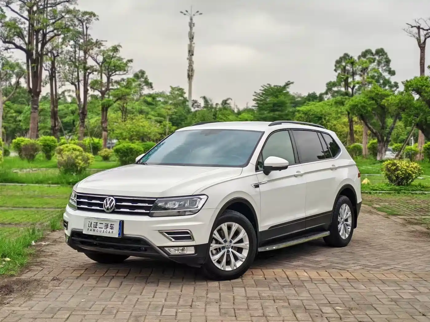 Volkswagen Tiguan L 2017 330TSI Automatic 2WD Trend Edition