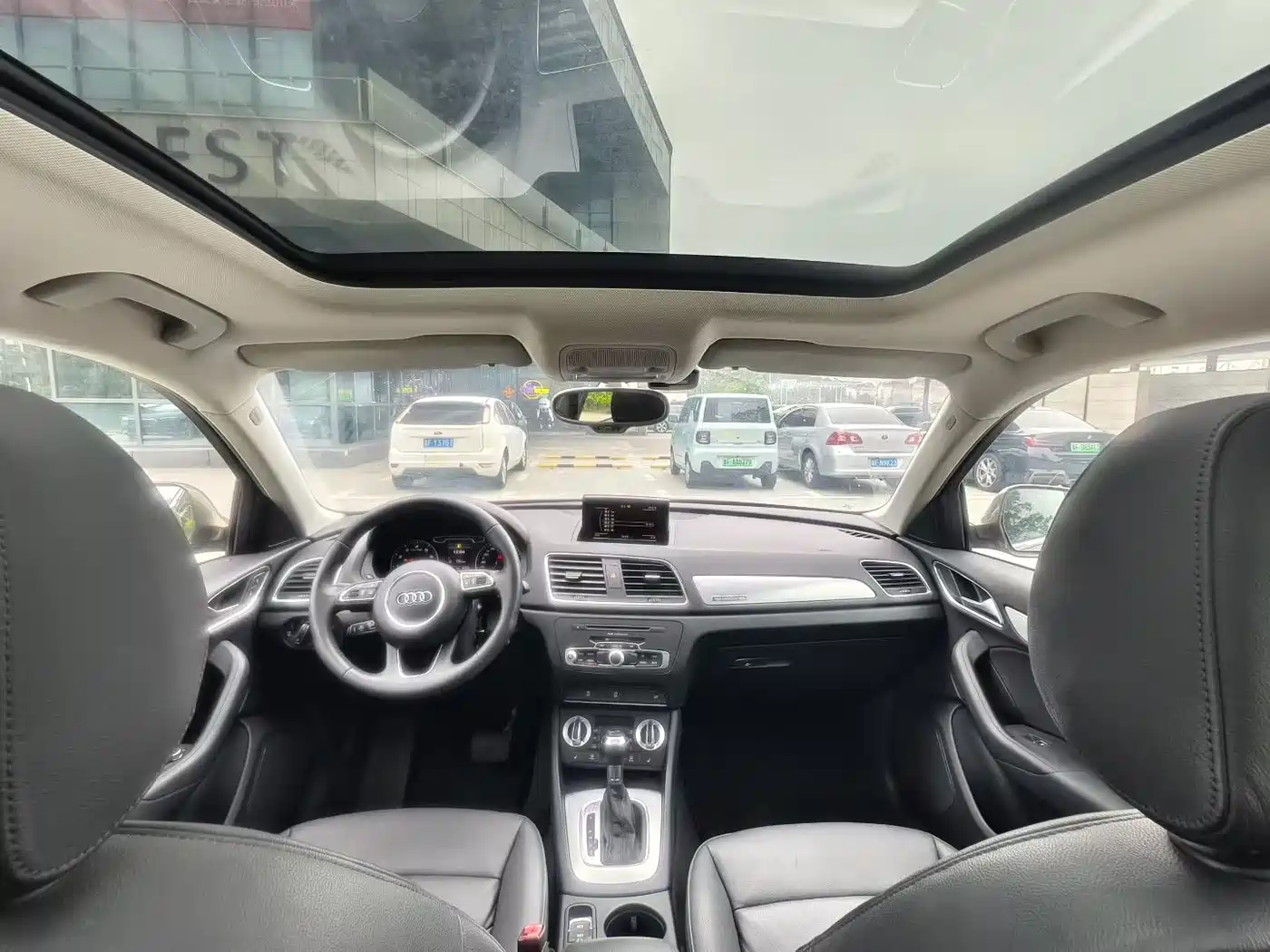 Audi Q3 2013 35 TFSI quattro Comfort фото 9