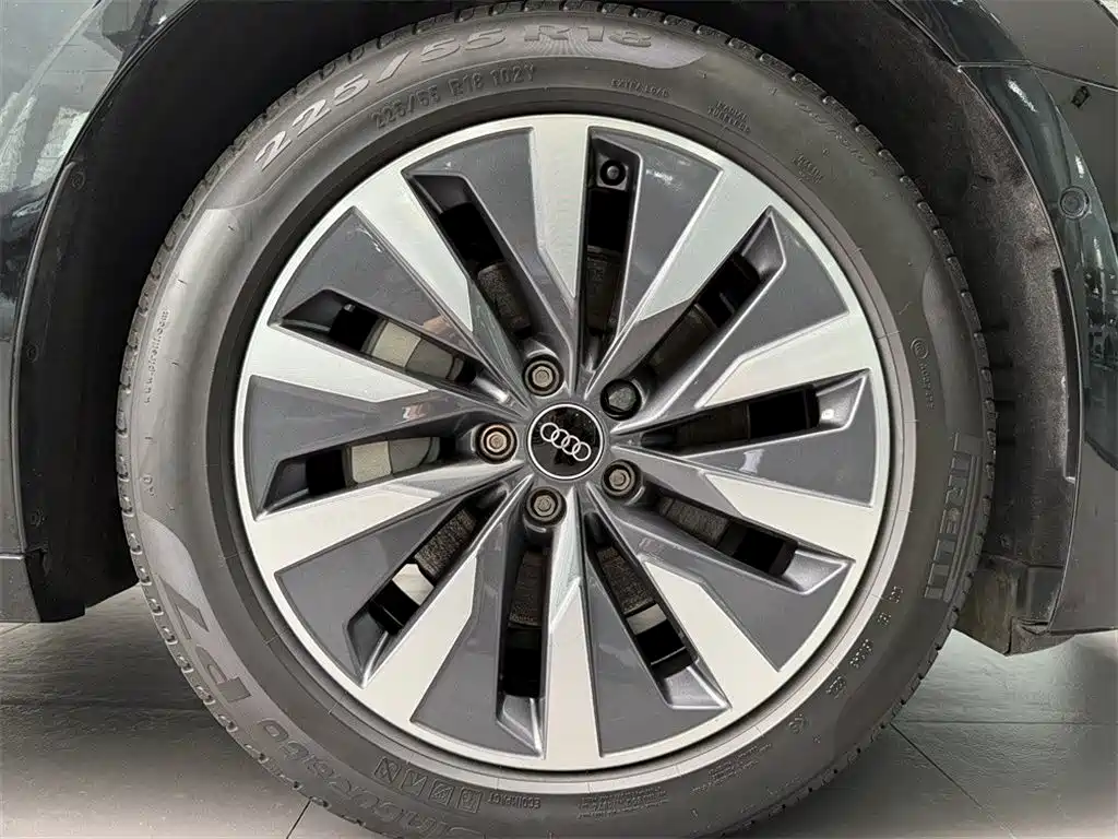 Audi A6L 2024 45 TFSI Premium Elegance фото 13
