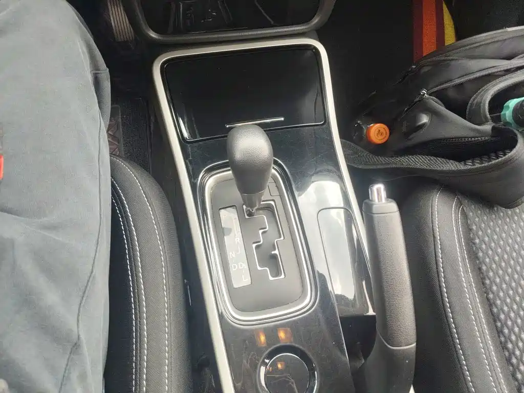 Photo 10 - Mitsubishi Outlander
