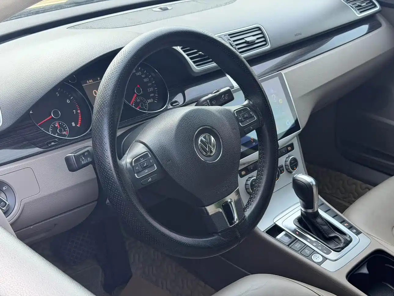 Volkswagen Magotan 2012 2012 Facelift 2.0TSI Supreme