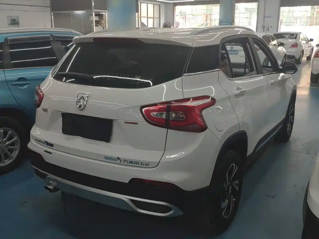 Baojun 510 2017 2017 1.5L Auto Luxury