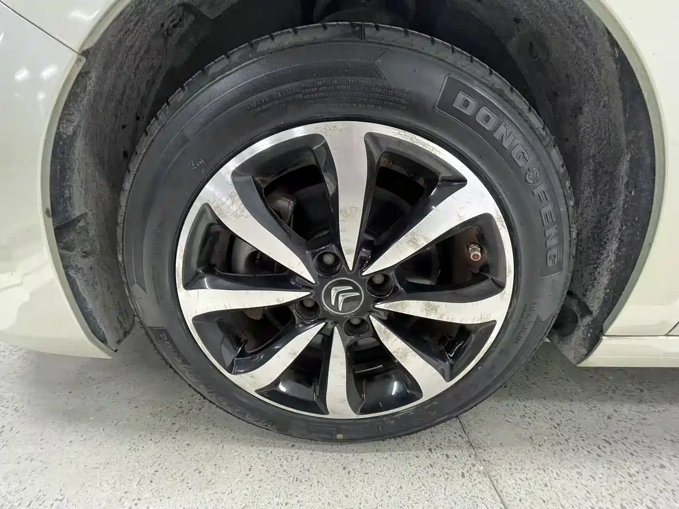 Citroën C4 C-Quatre 2016 2016 1.6L Automatic Luxury Model