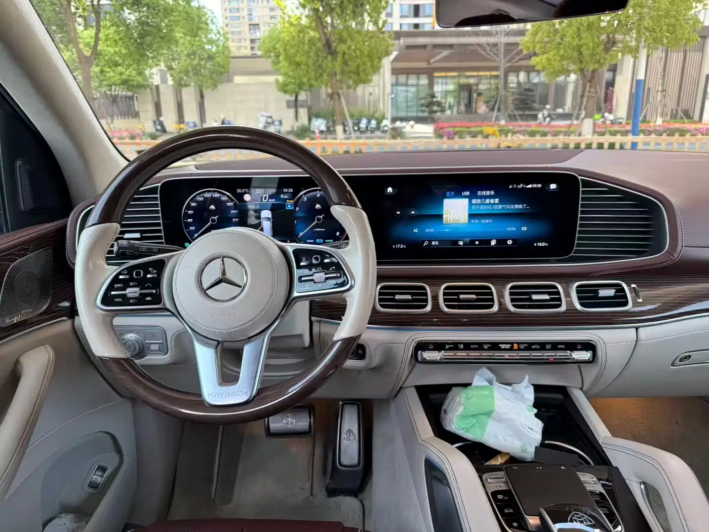 MERCEDES-BENZ MAYBACH GLS