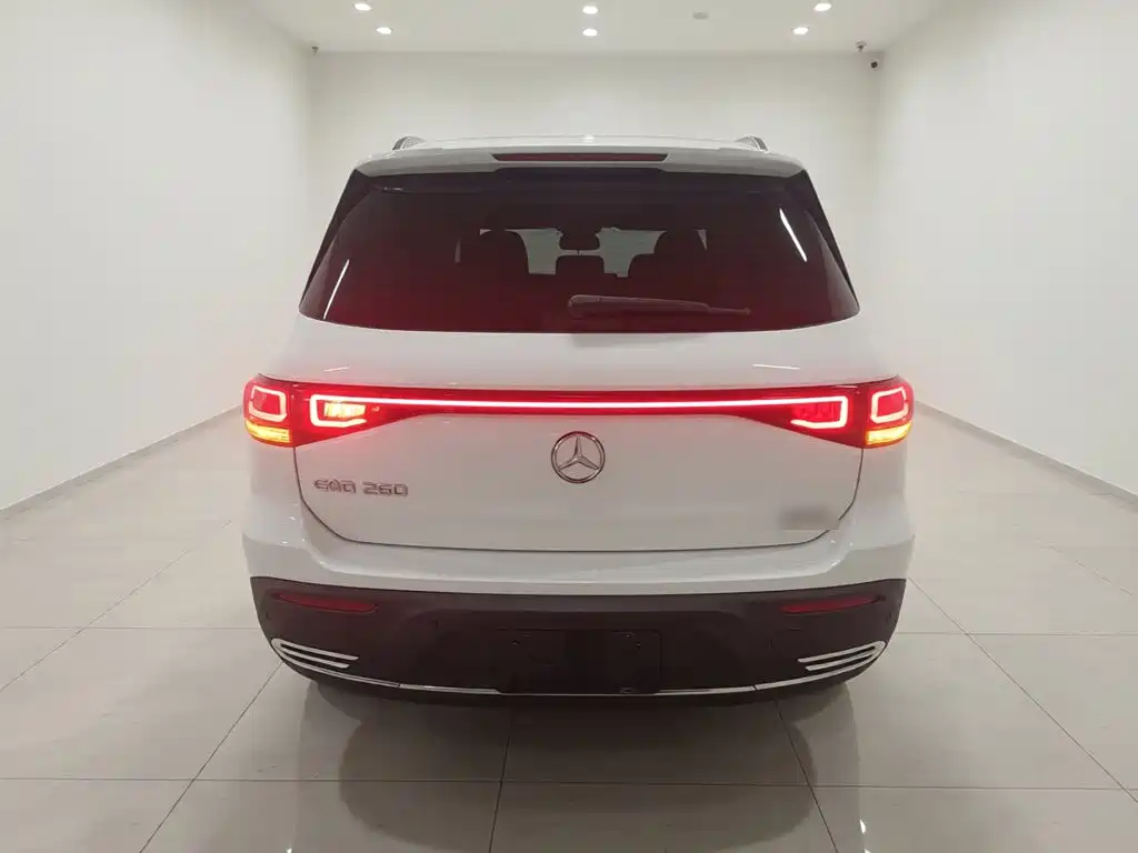 Mercedes-Benz EQB 2024 2023 Facelift EQB 260