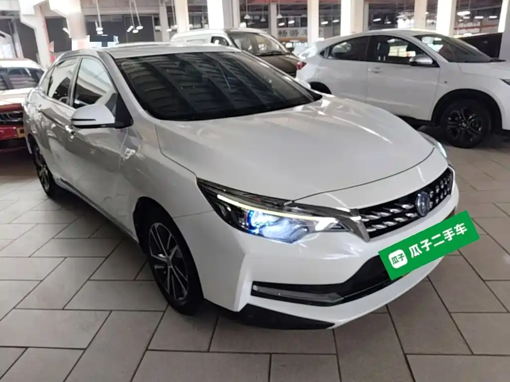 Venucia D60 2018 2018 1.6L CVT Smart Elite Edition