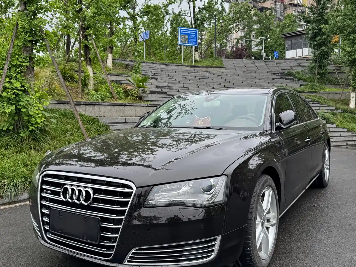 Audi A8 2013 A8L 45 TFSI quattro Exclusive фото 21