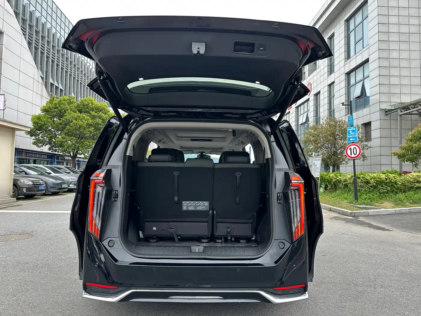GAC Trumpchi Trumpchi M8 2024 Master Series 400T Ultimate Edition фото 7