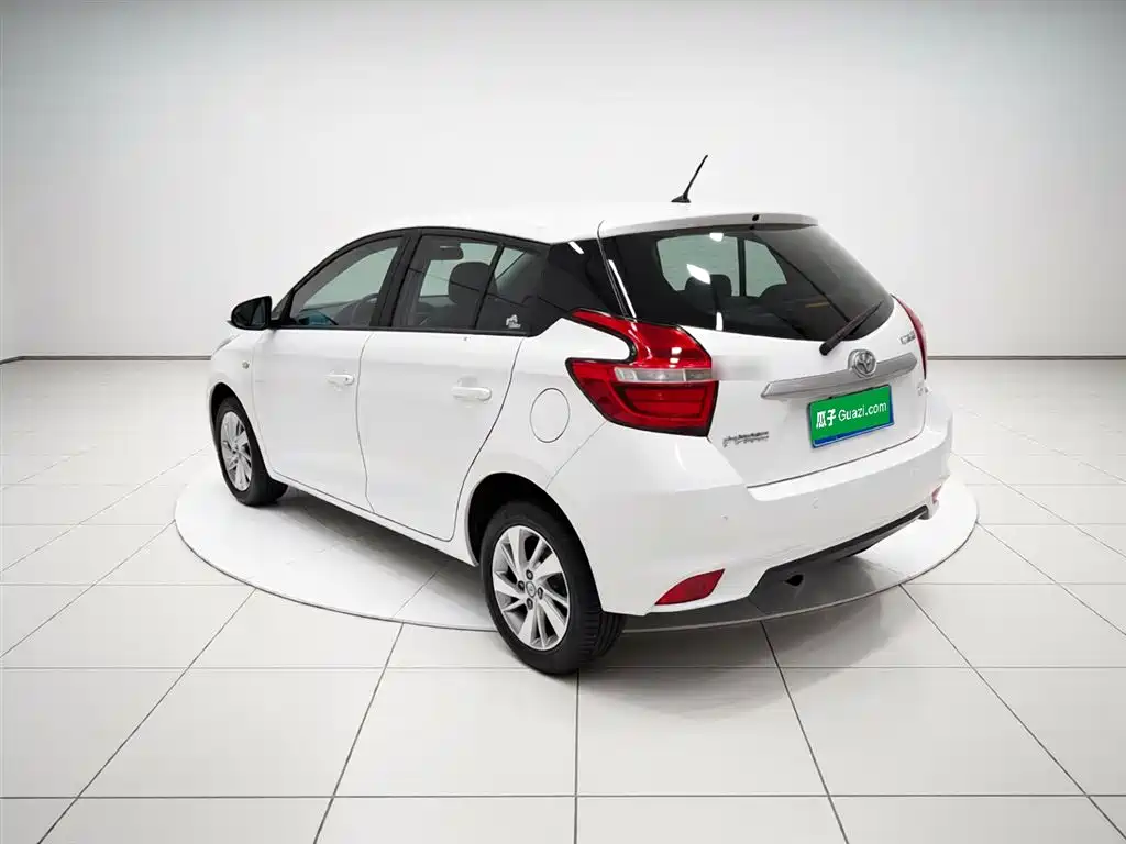 Toyota YARiS L Zhi Xuan 2016 Facelift 1.5G CVT Sunroof Edition фото 5