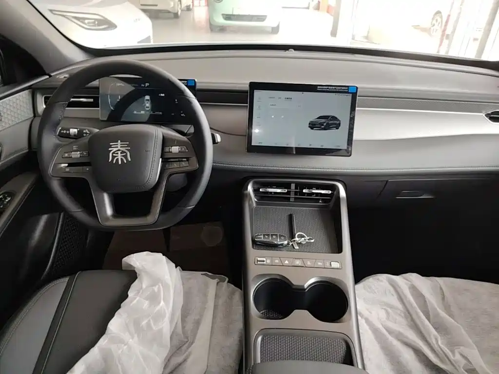 BYD Qin PLUS 2026 2026 DM-i Smart Edition 128KM Progressive