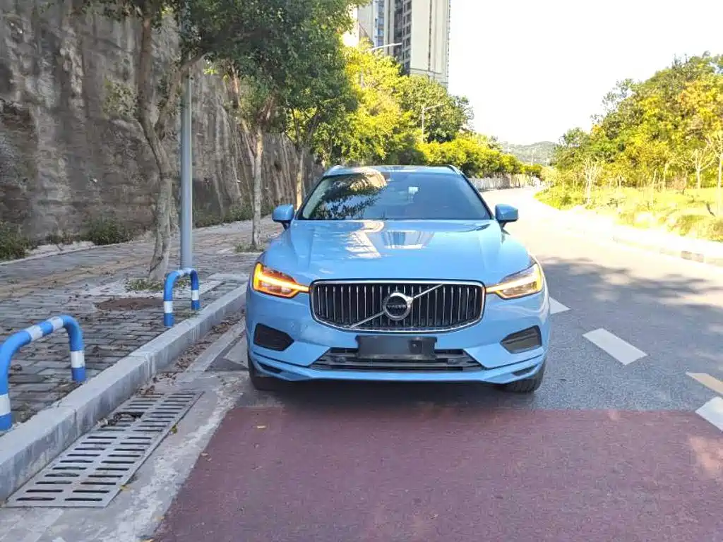 Фото 20 - Volvo XC60