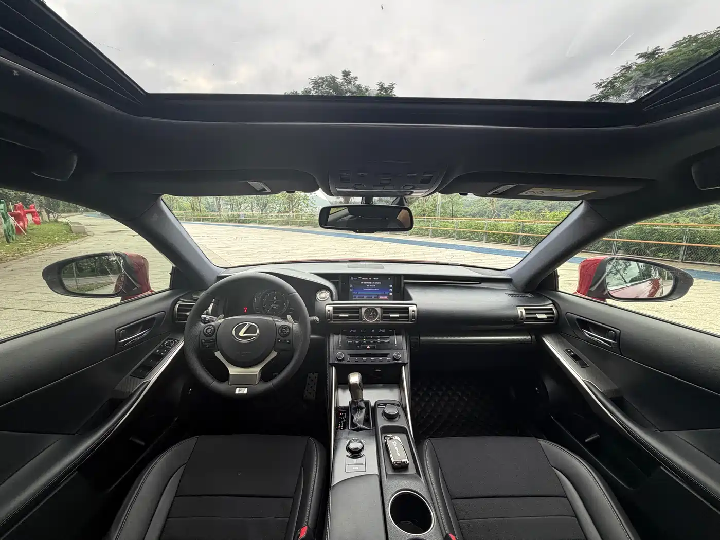 Lexus IS 2013 250 F SPORT фото 6