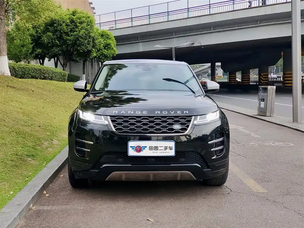 Land Rover Range Rover Evoque 2022 Range Rover Evoque L 249PS R-Dynamic Luxury Edition фото 2