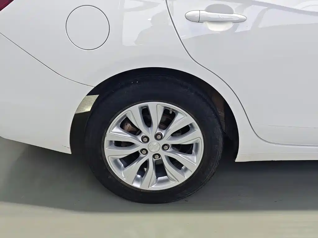 Фото 6 - Buick Excelle