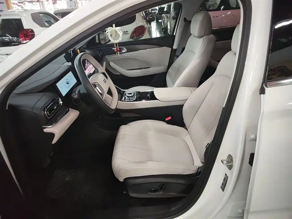 Geely Galaxy Galaxy Stellar 6 2025 Base Version фото 15