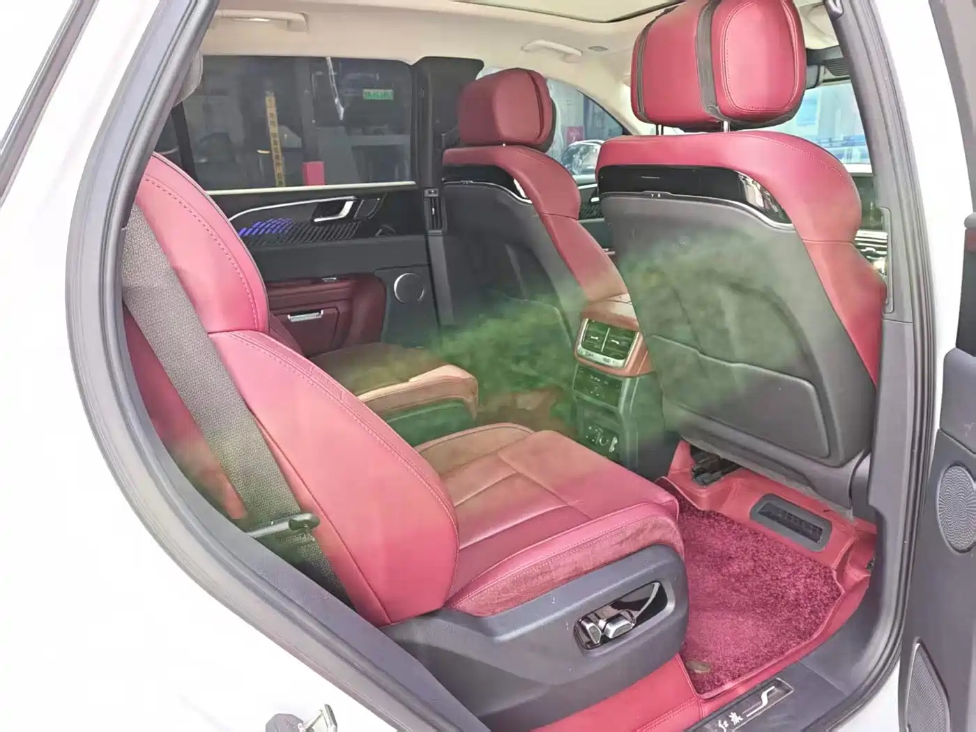 Hongqi E-HS9 2025 2024 Model 690km Flag Enjoy Edition 6-seater