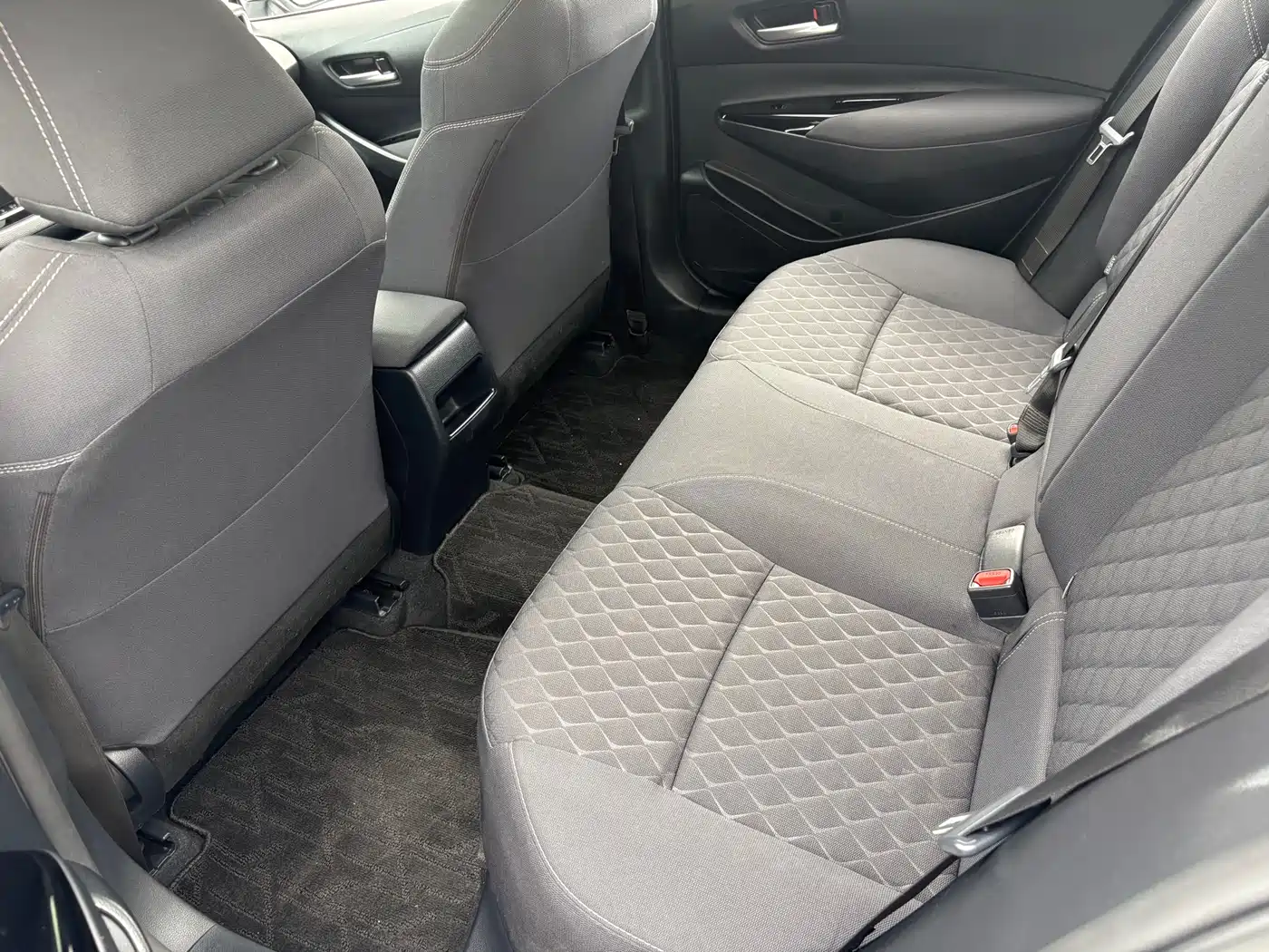 Toyota Allion 2023 2.0L Elite Edition фото 5