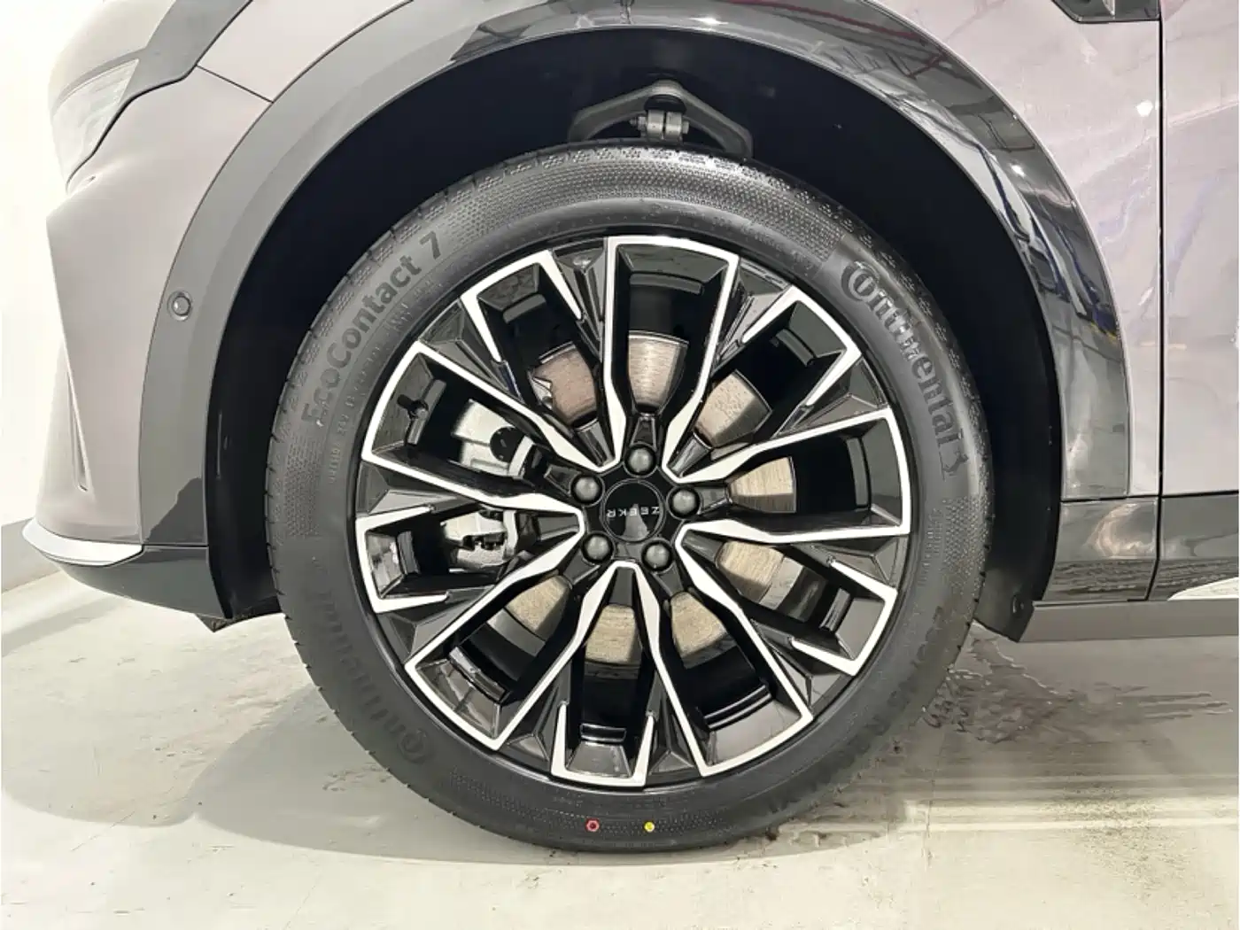 Zeekr 7X 2026 Model 103kWh Long Range RWD Intelligent Driving Edition фото 14
